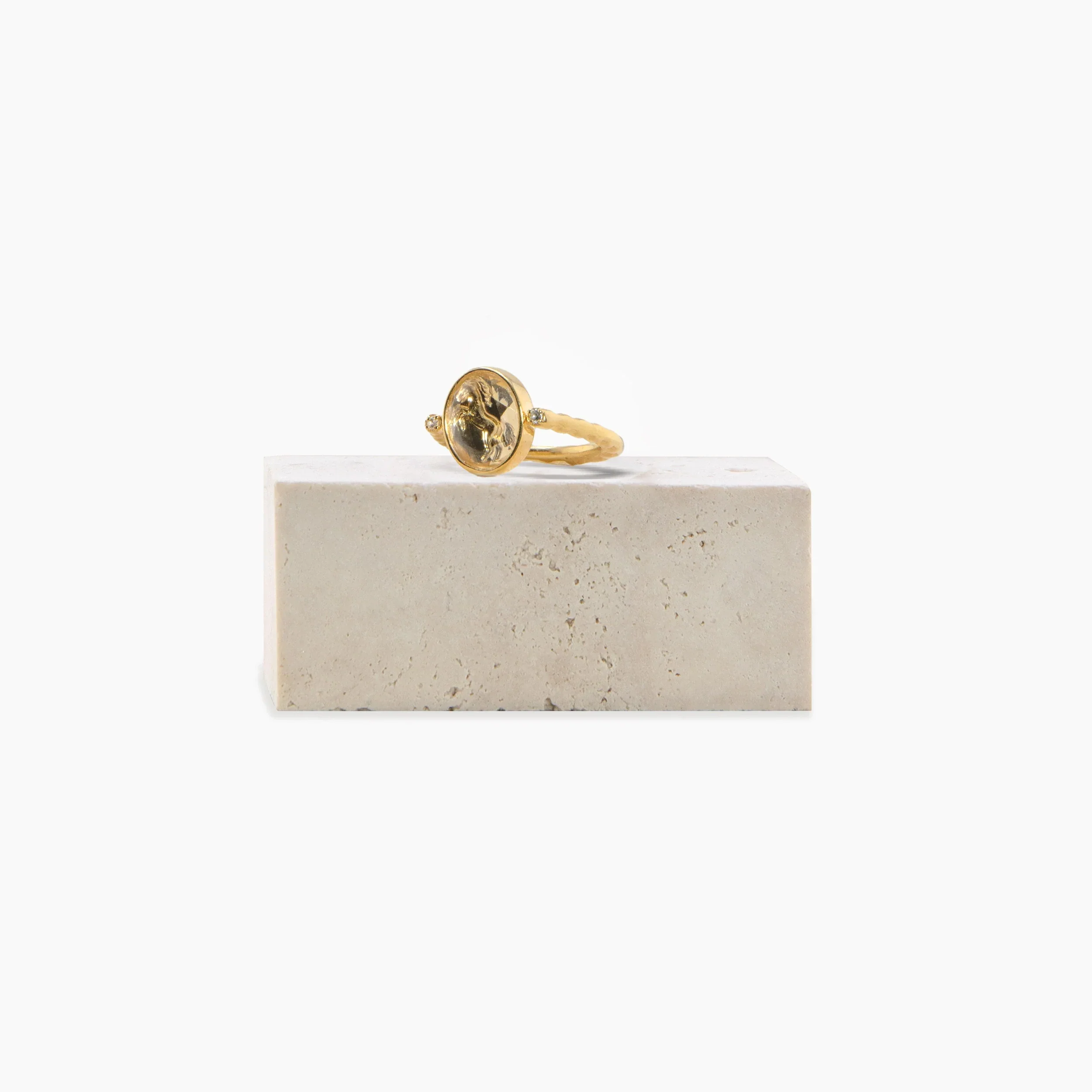 Archive Free Spirit Horseshoe Ring - Image 4