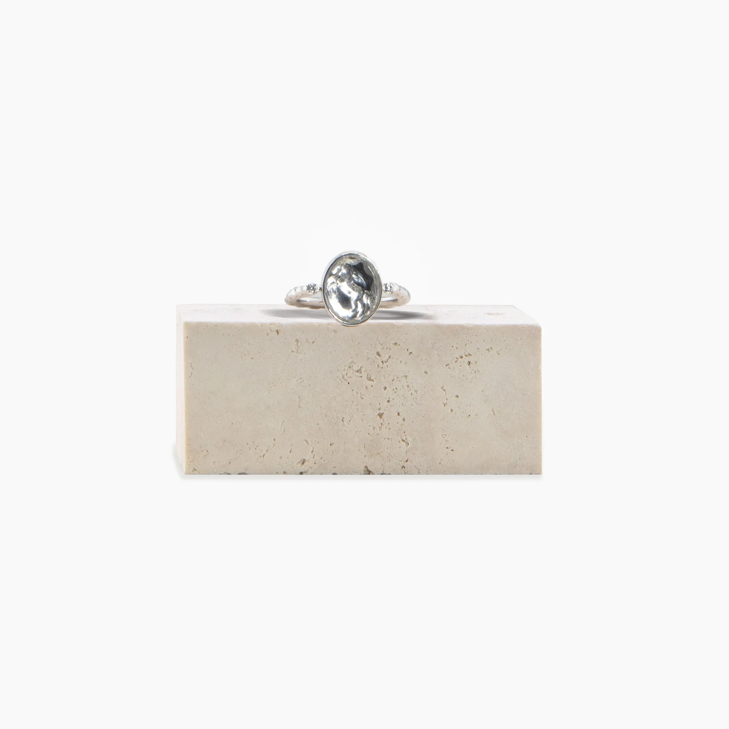 Archive Free Spirit Horseshoe Ring - Image 5