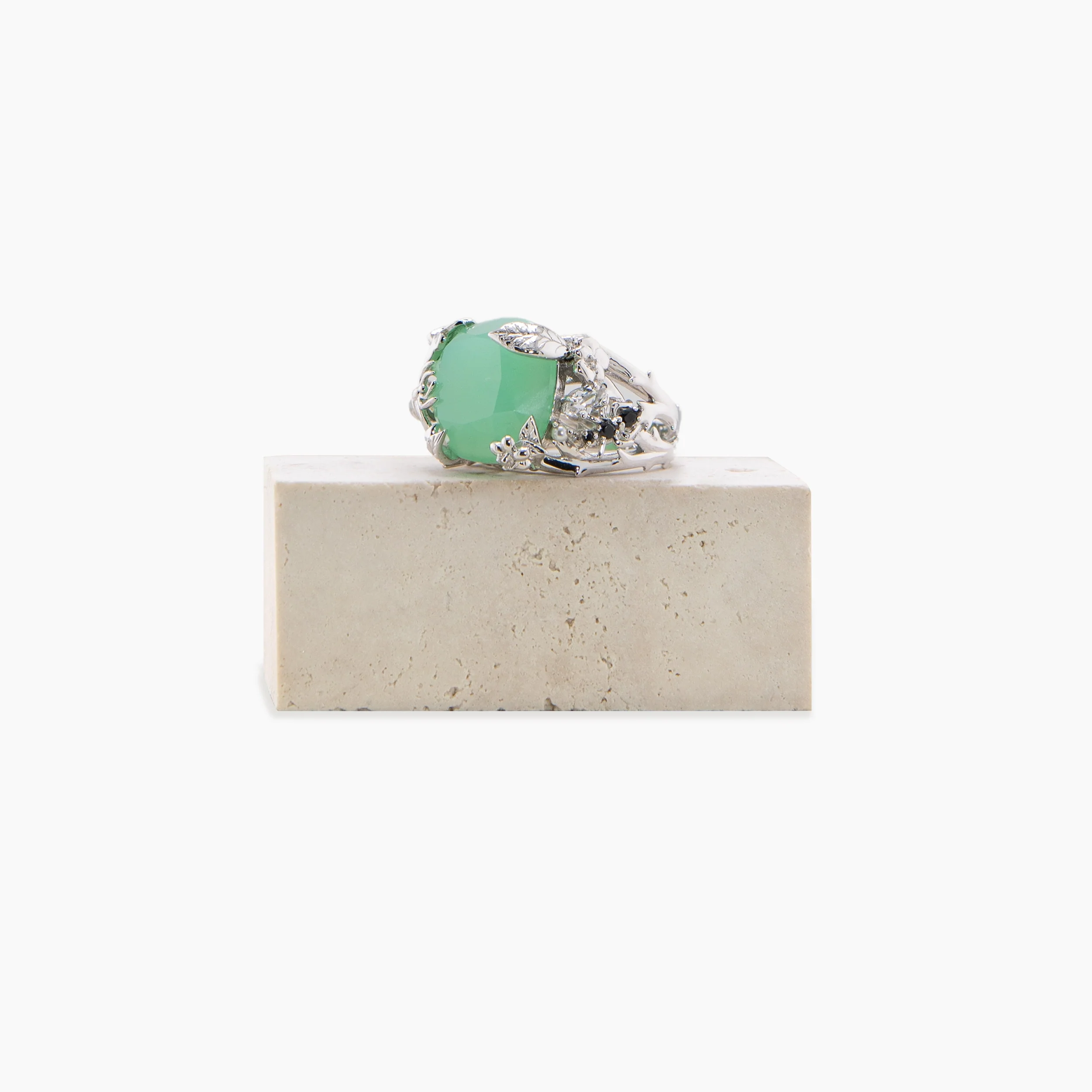 Archive Queen of the Fairies Statement Ring - Image 6