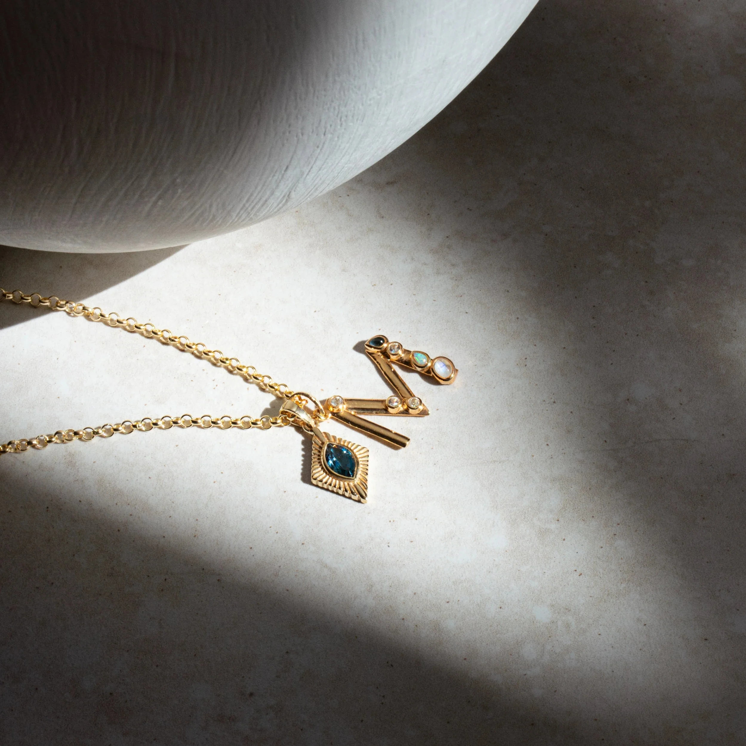 Aura Pendant - Image 10