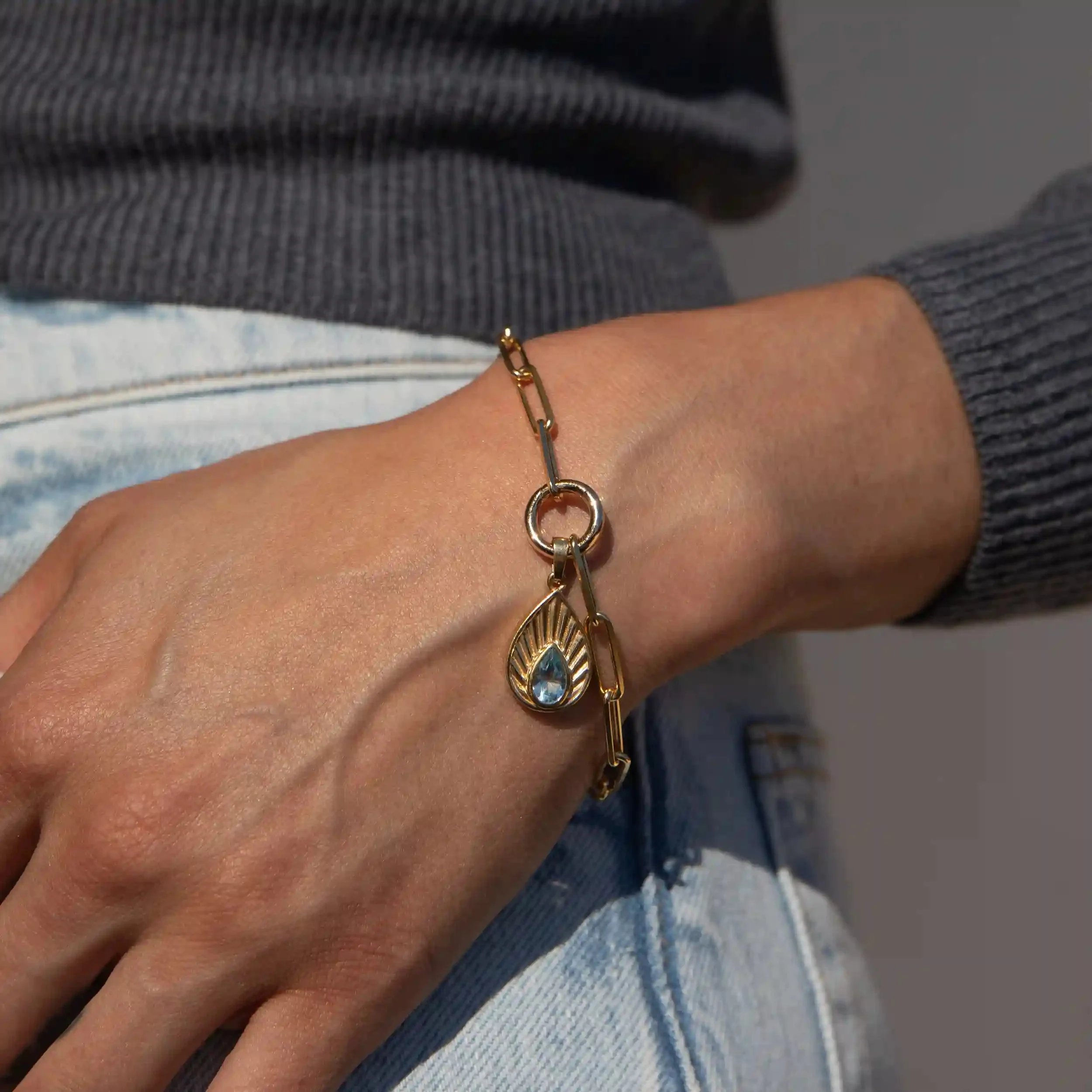 Aura Pendant - Image 5