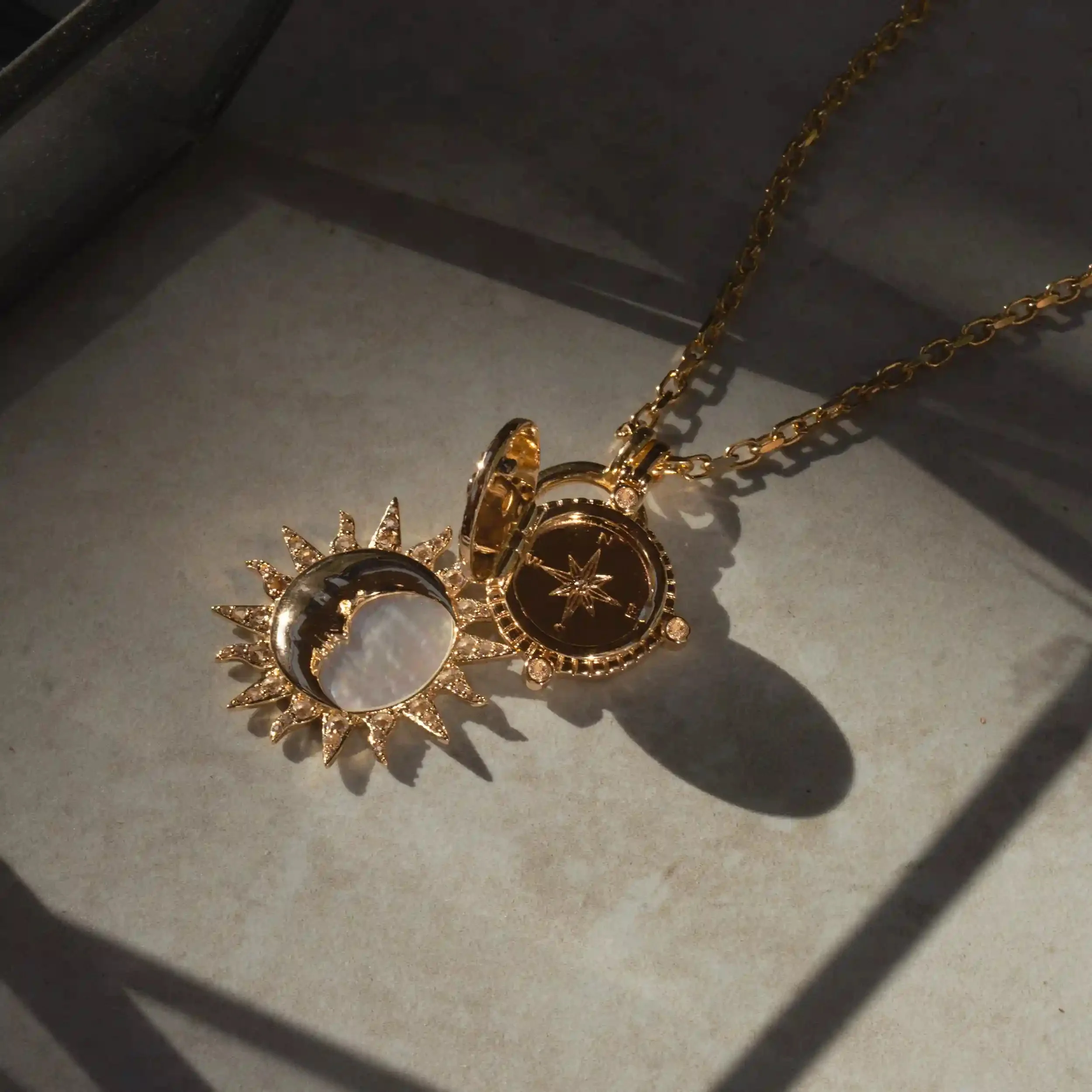 Compass Locket - Image 9