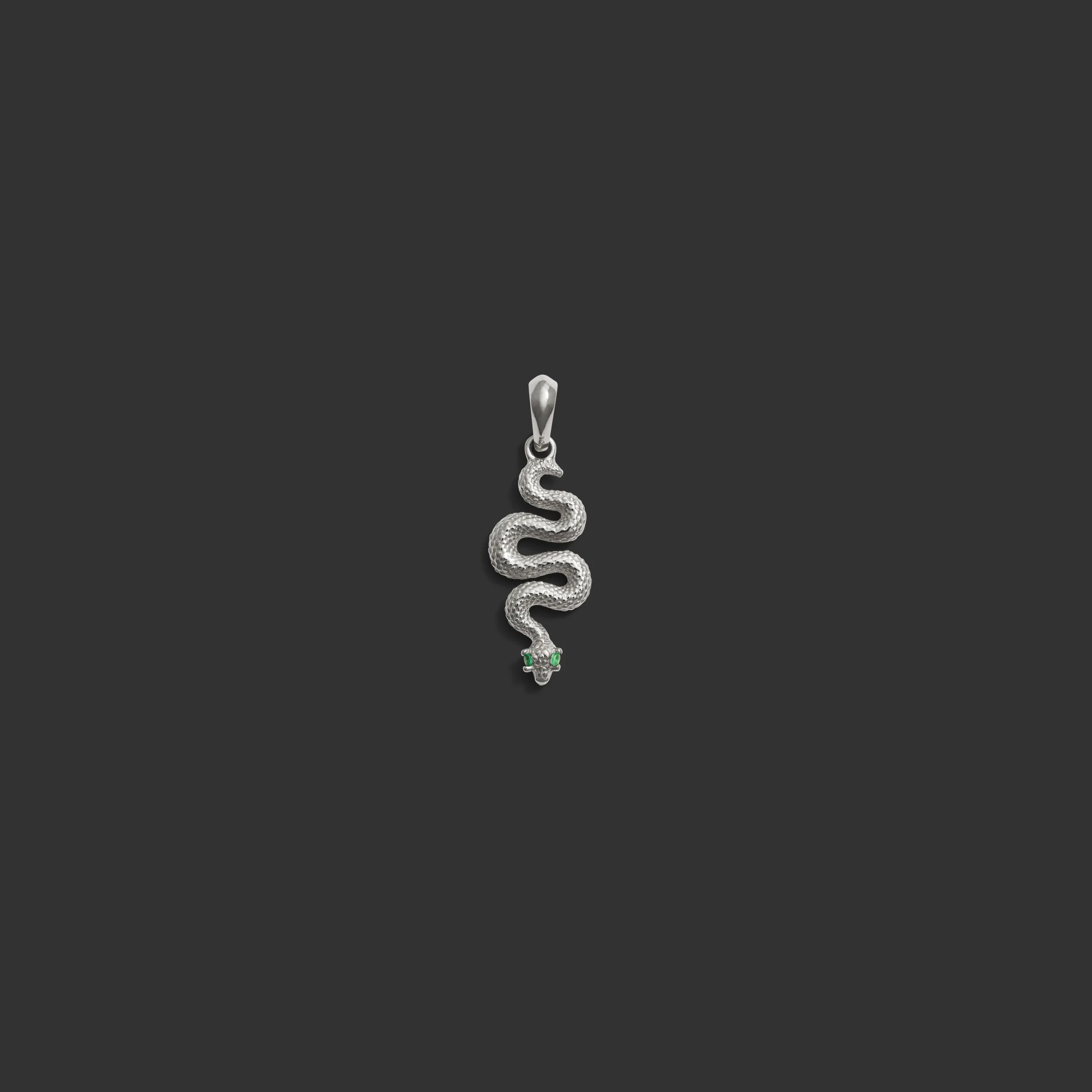 Emerald Eye Snake Amulet - Image 8