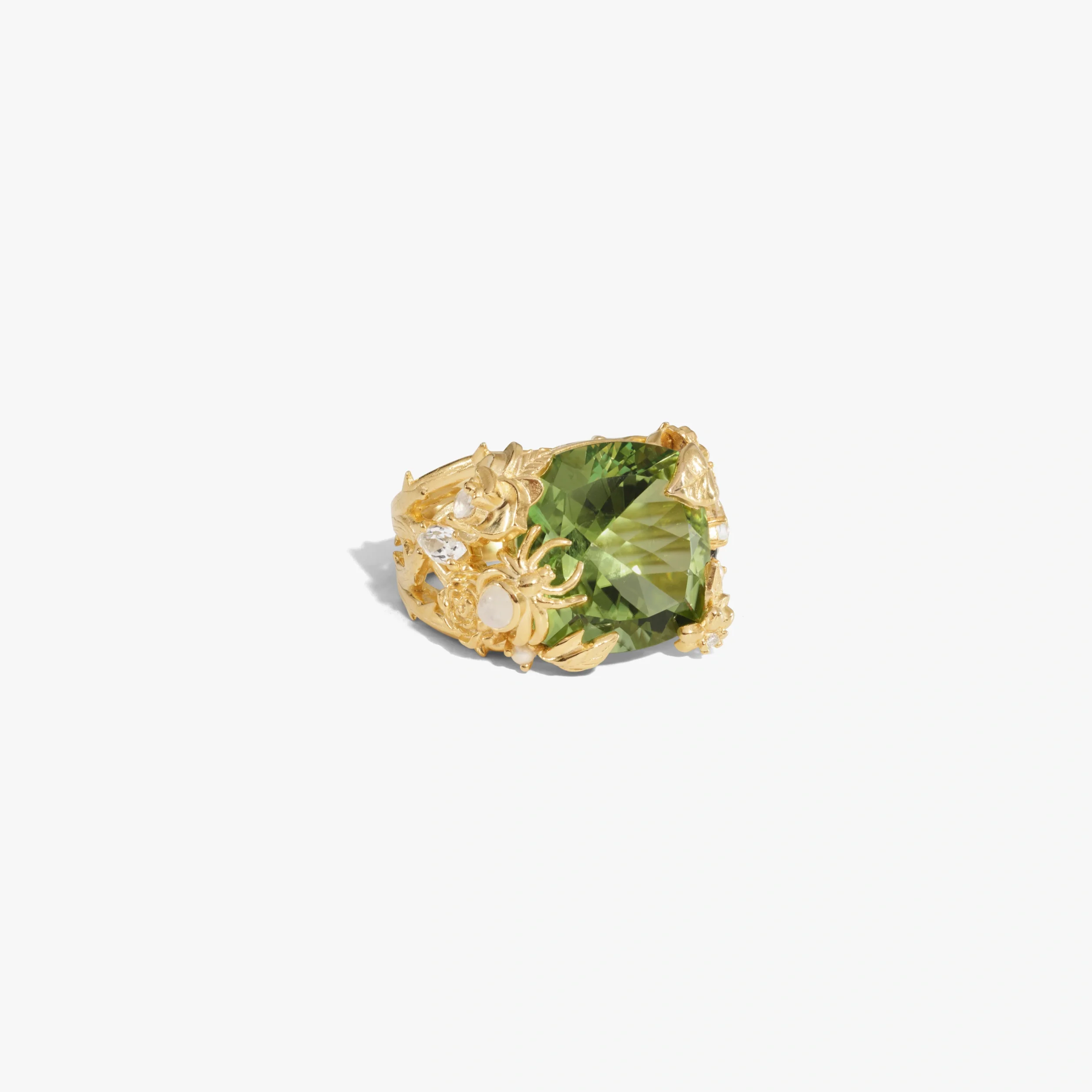 Queen of the Fairies Statement Ring - Image 4