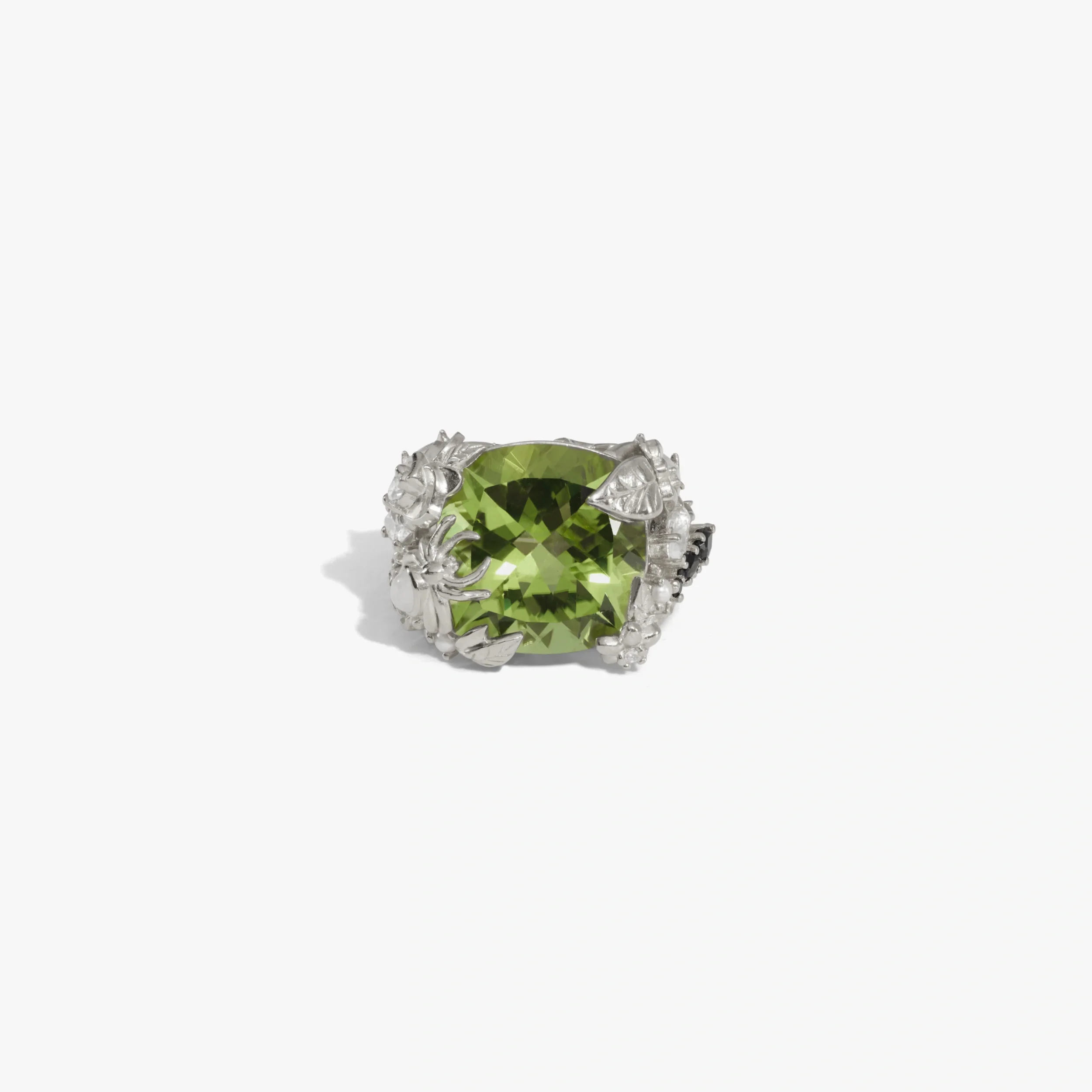 Queen of the Fairies Statement Ring - Image 7