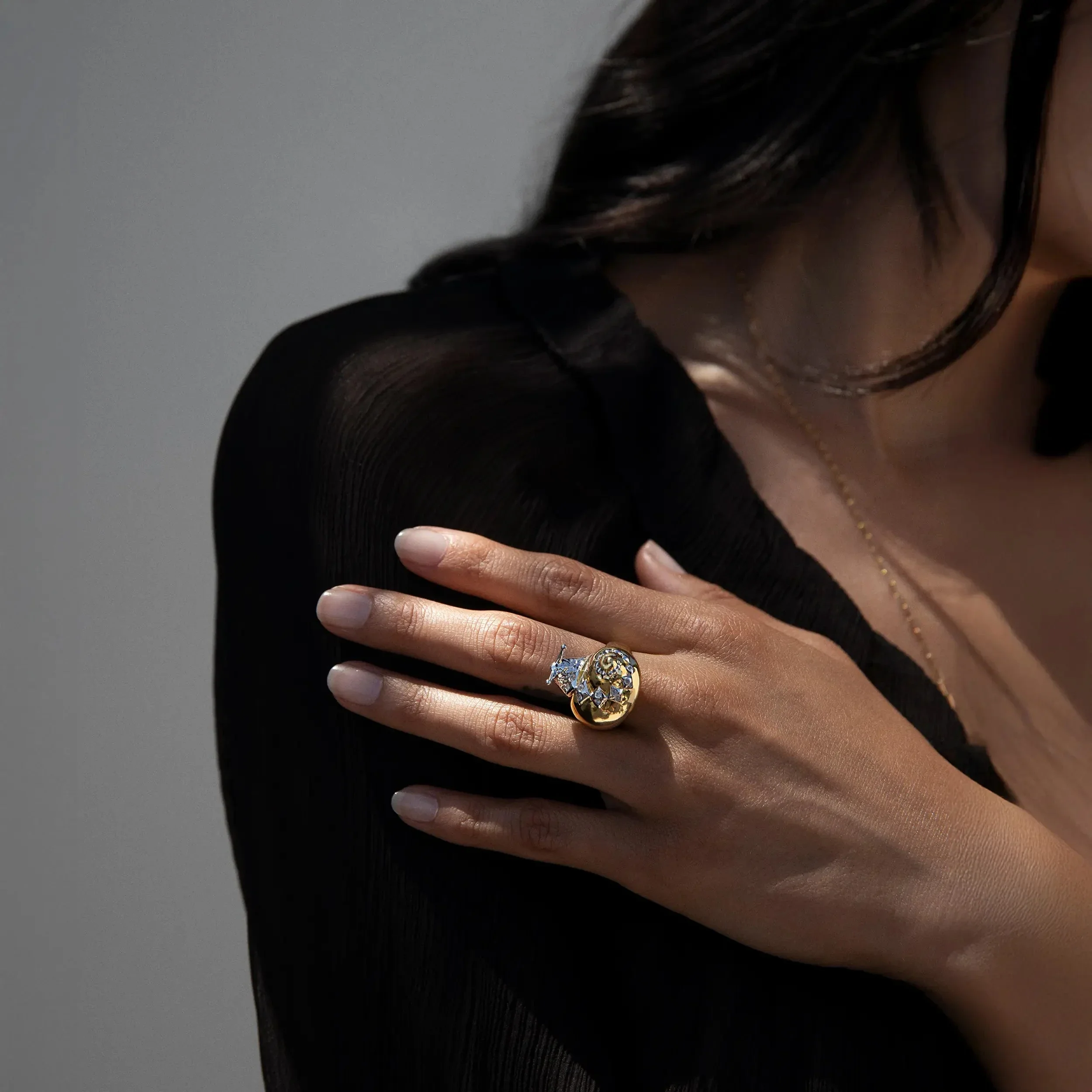 Gemstone Snail Ring - Image 2