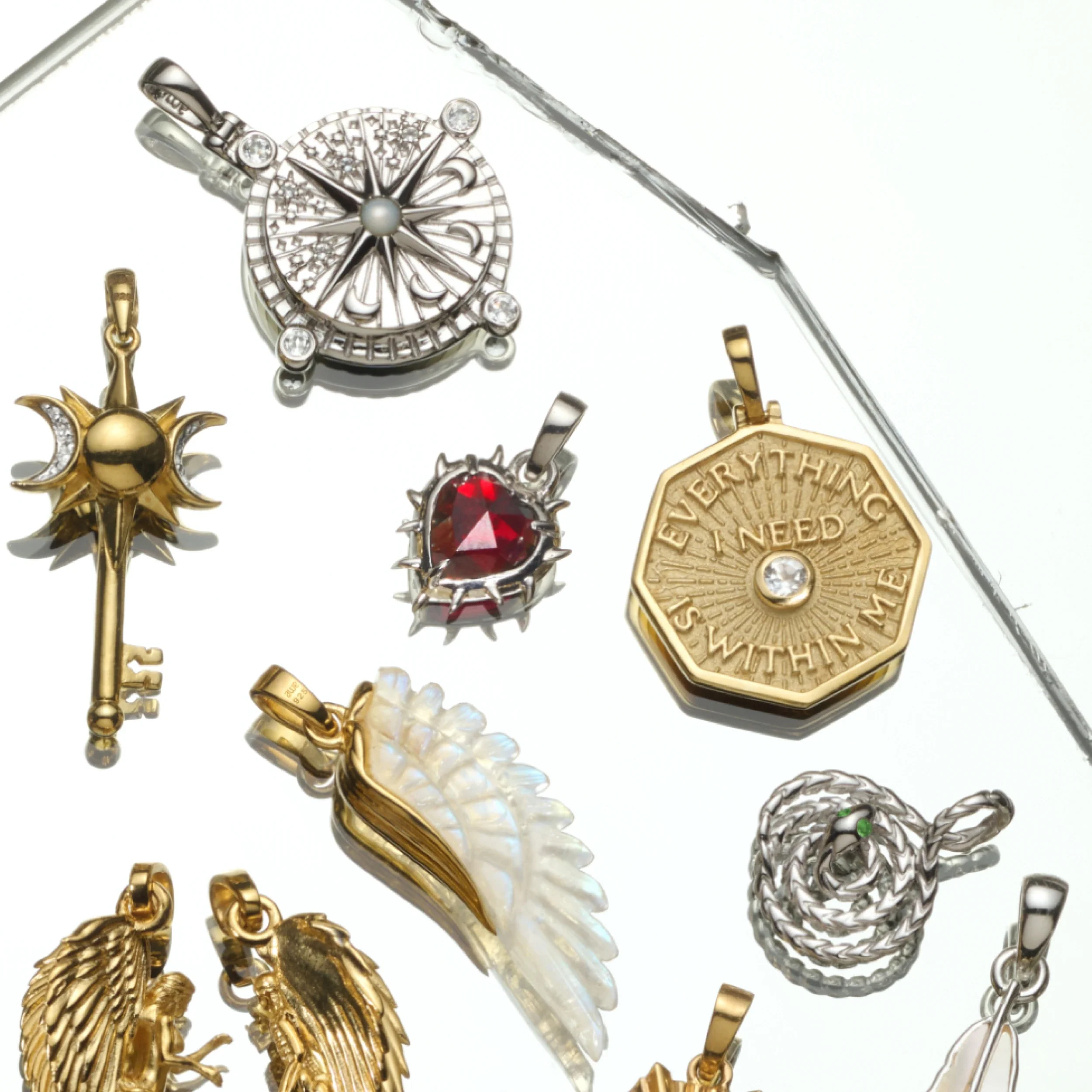 Heart of Thorns Amulet - Image 6