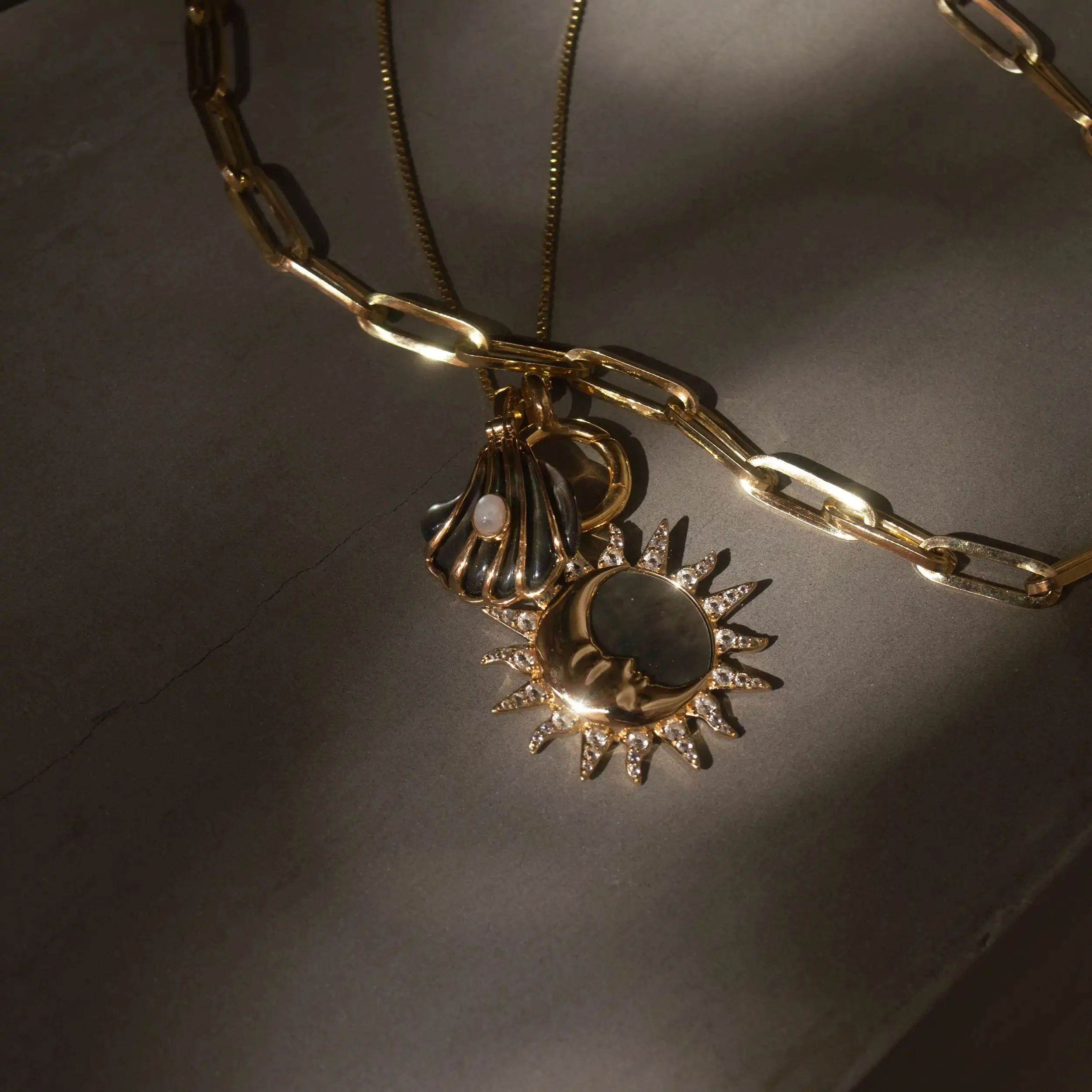 Large Charm Link - Image 3