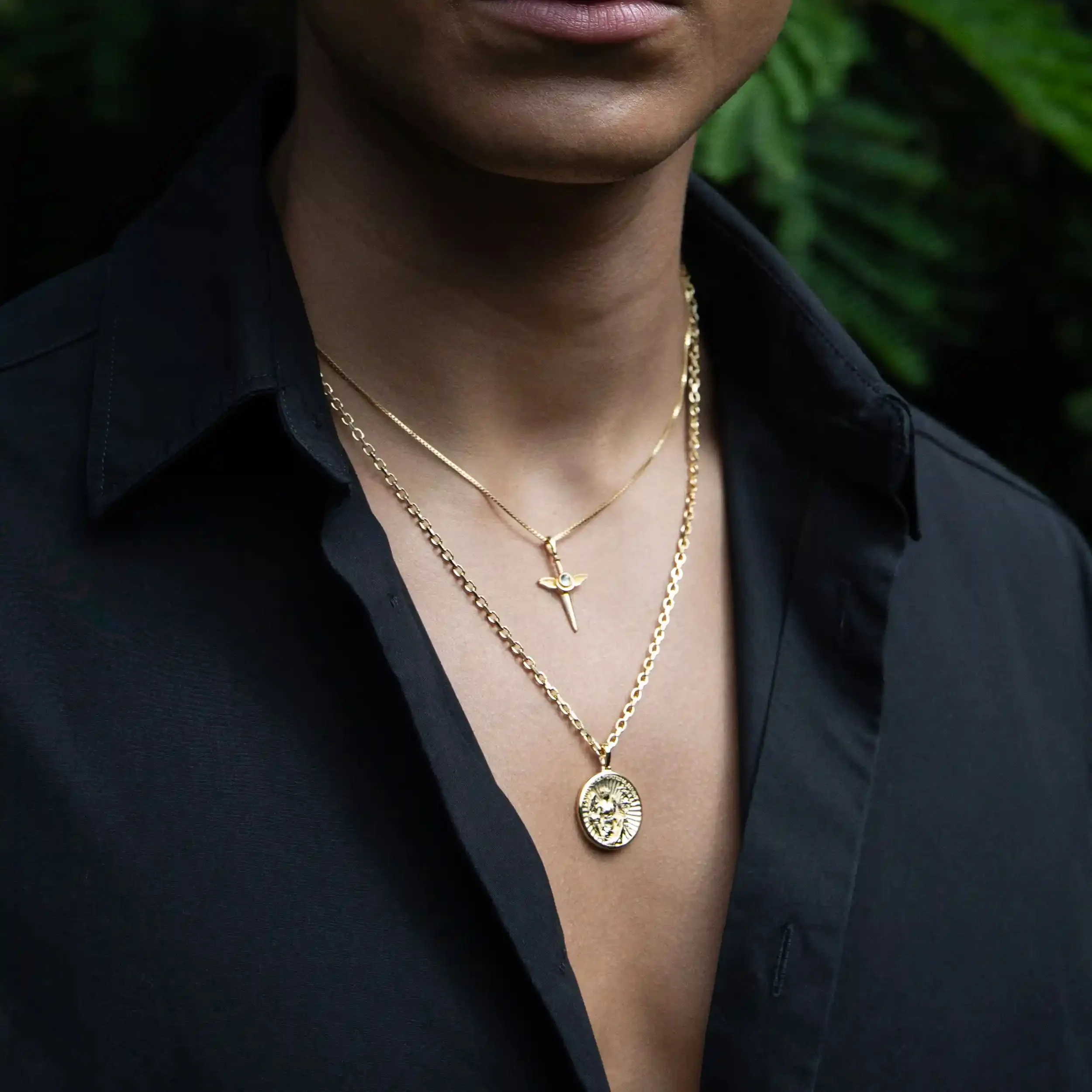Men's Flying Dagger Necklace - Image 5