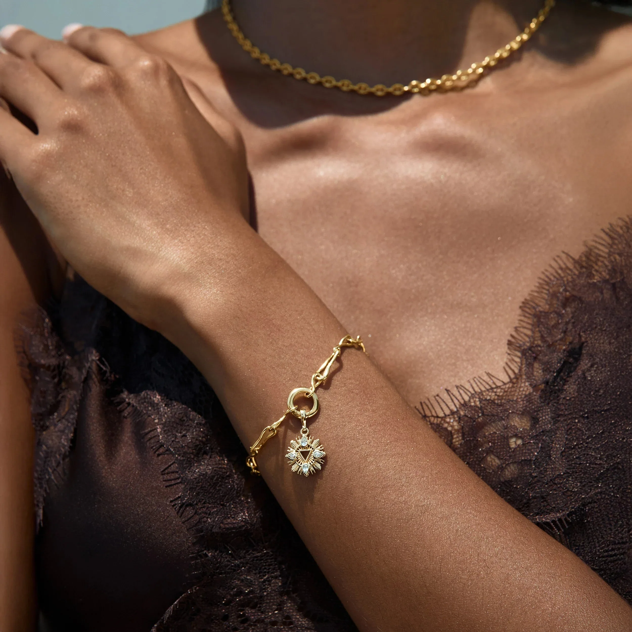 Molten Chain Bracelet - Image 2