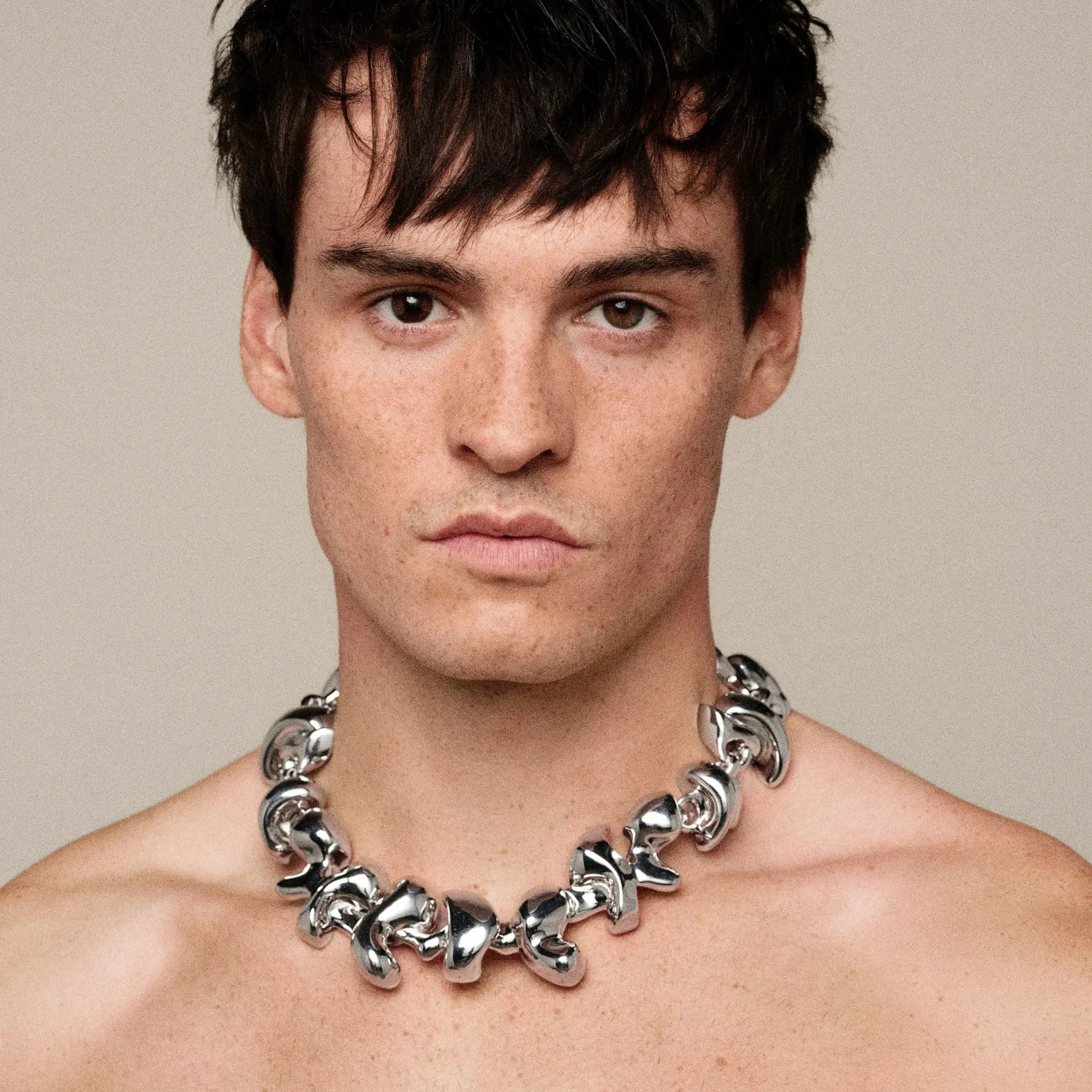 Sculpted Bloom Collar - Image 3