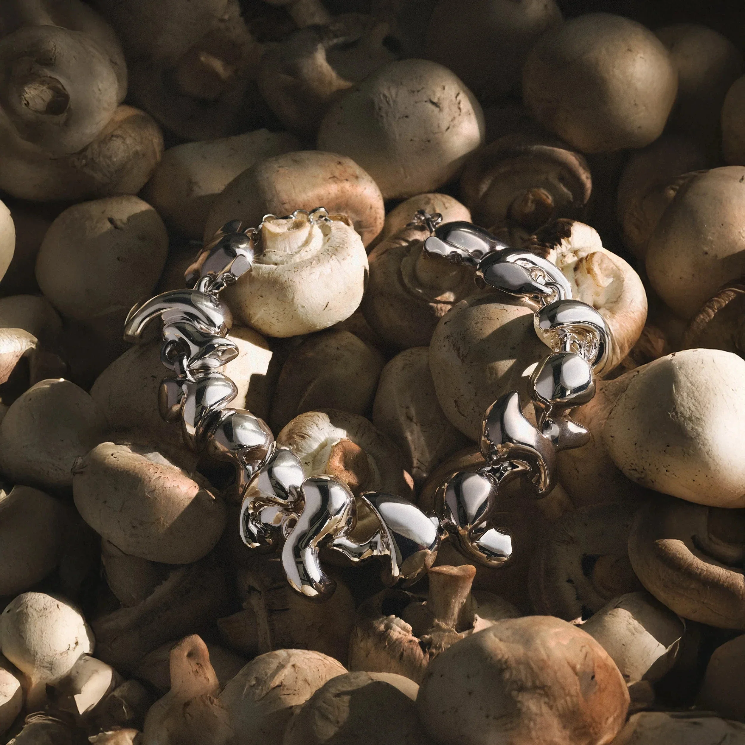 Sculpted Bloom Collar - Image 5