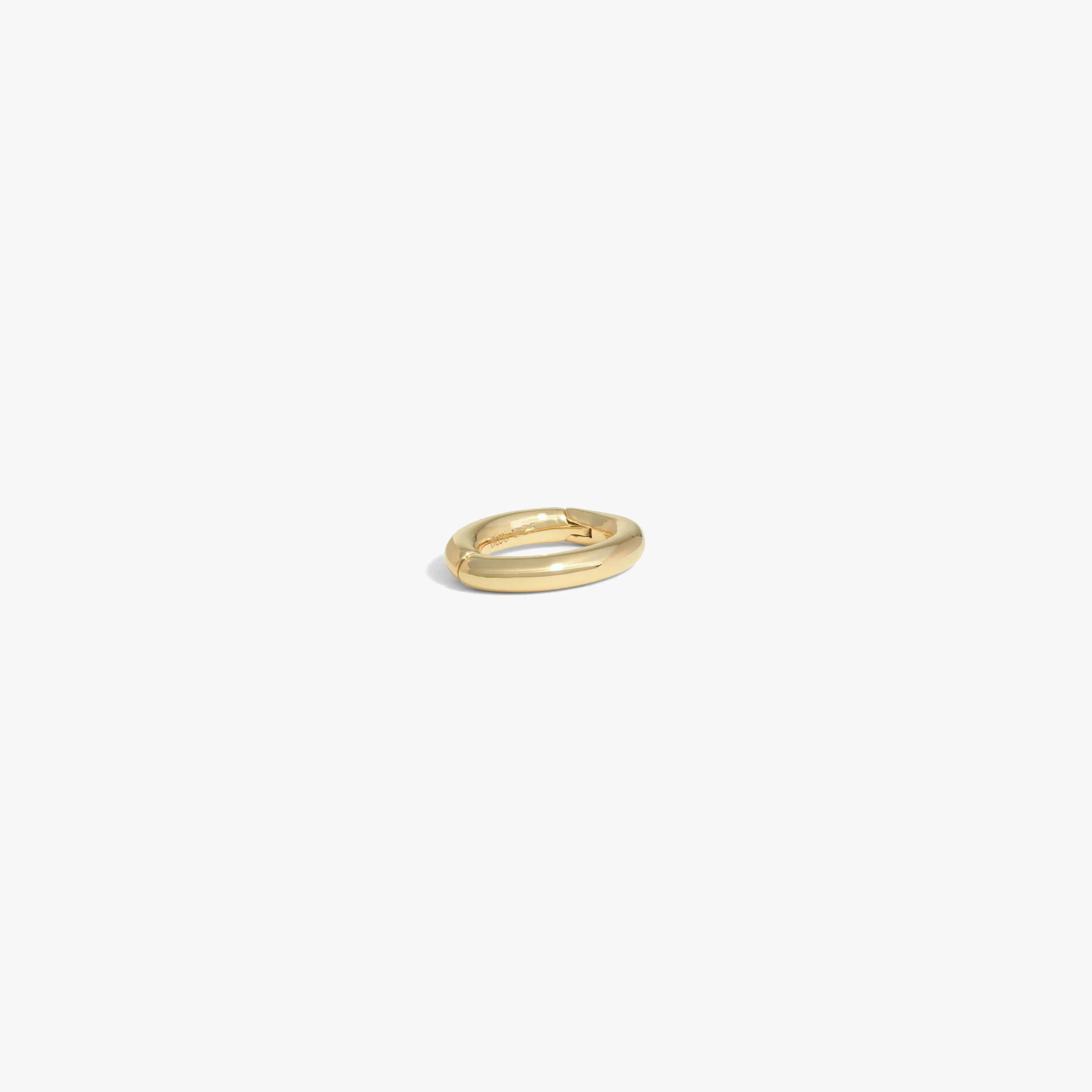 Small Hinge Oval Collector Ring