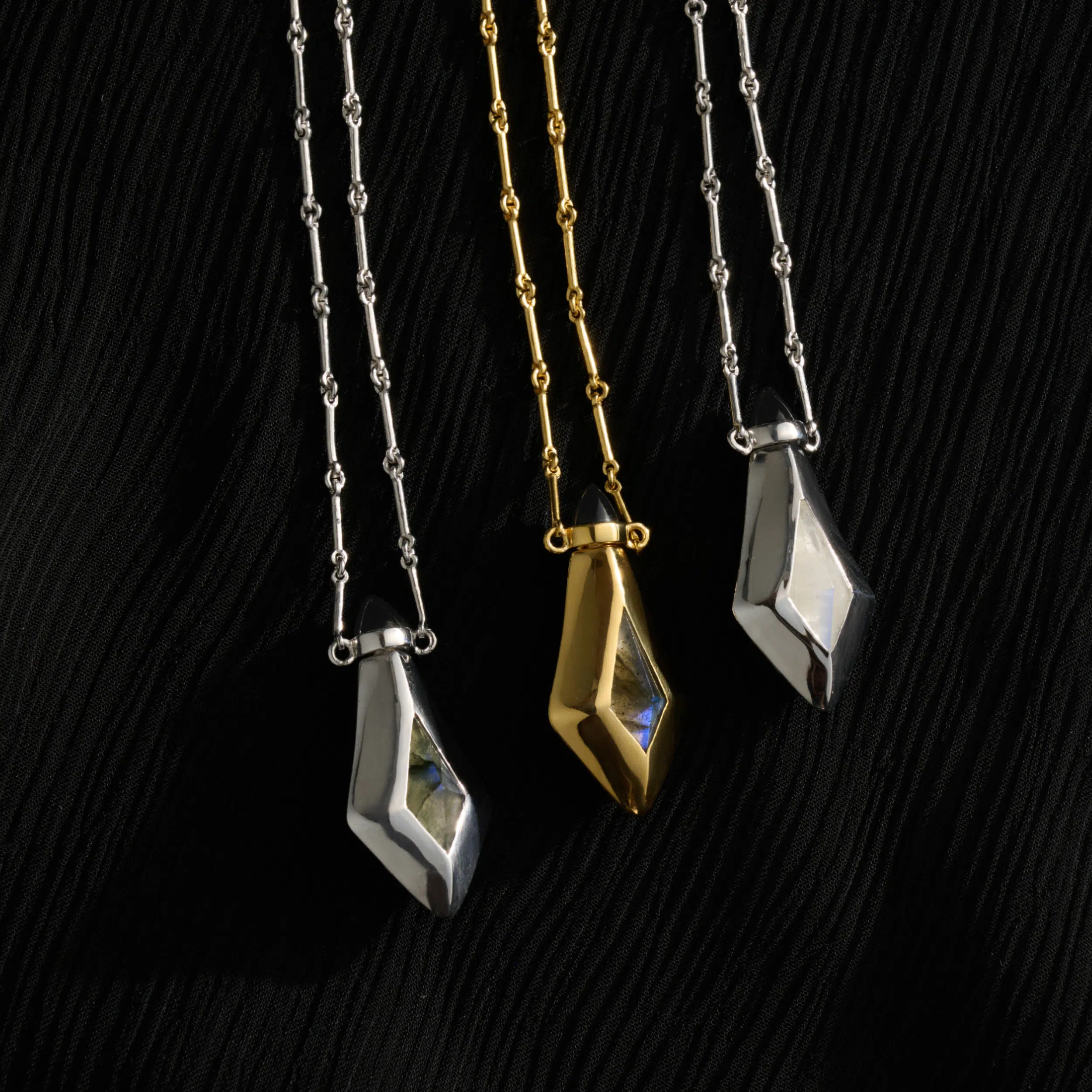 Poison Necklace - Image 3