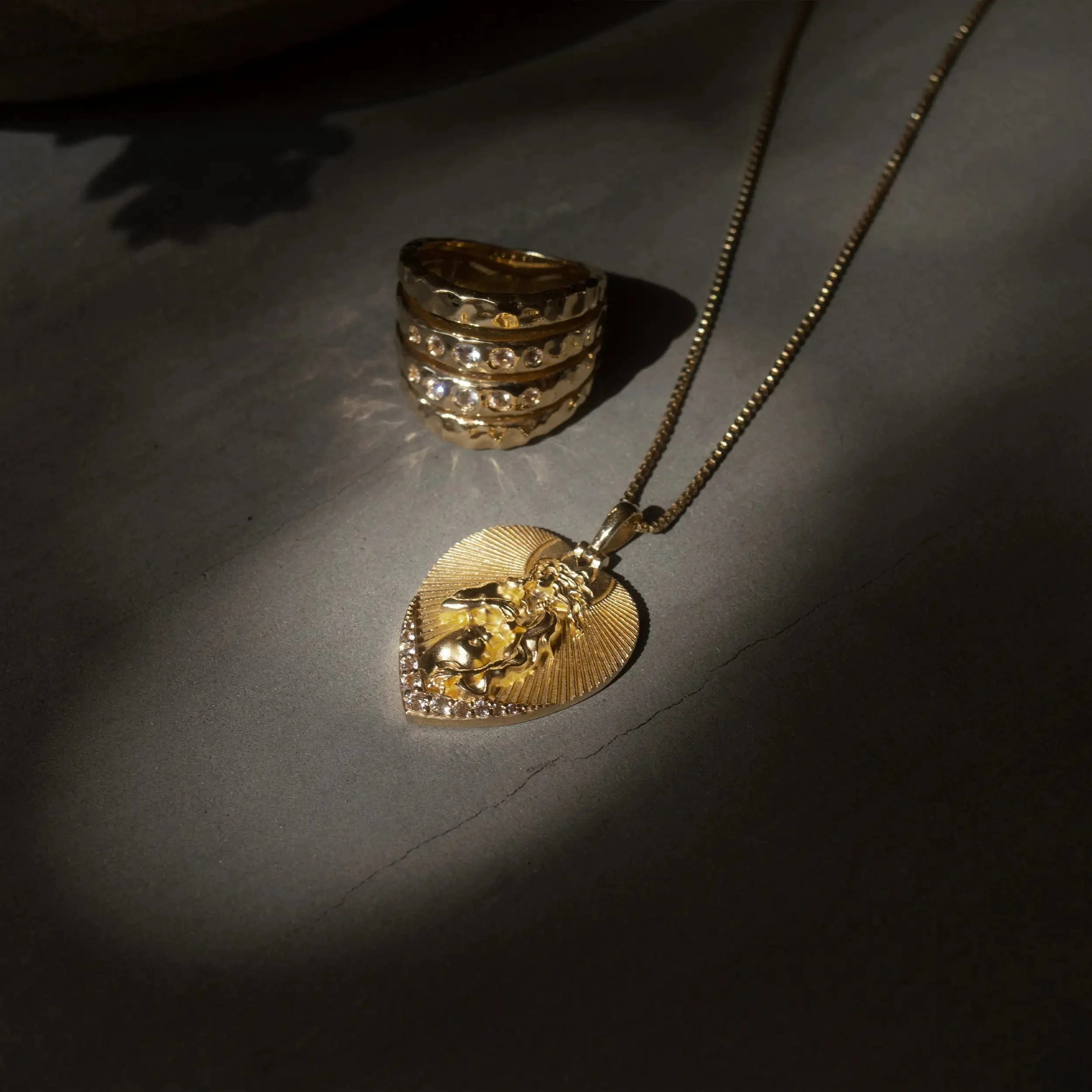 Special Edition Aphrodite Pendant - Image 4