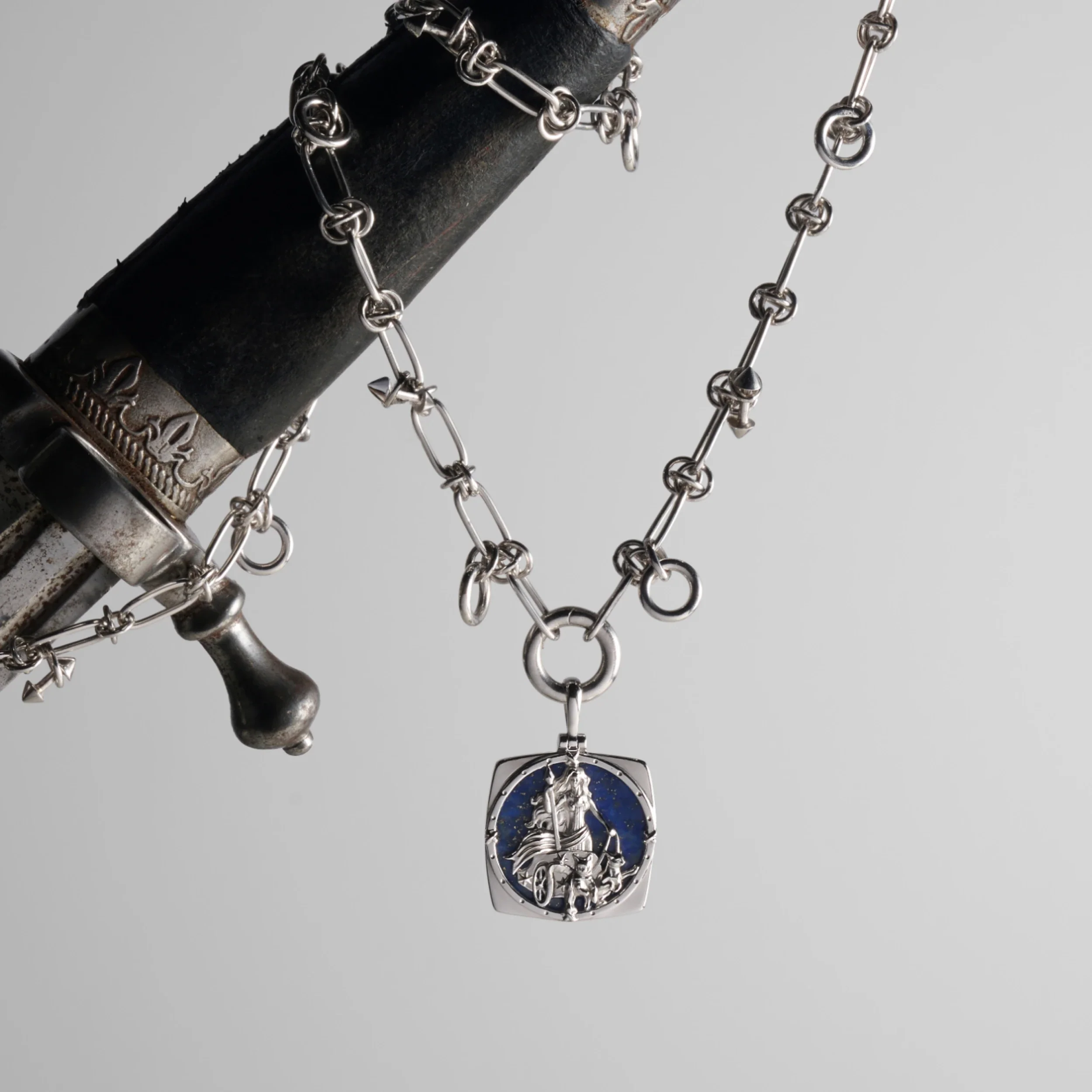 Special Edition Freya Collector Necklace - Image 2